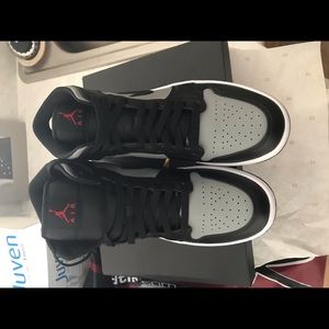 AIR FORCE JORDAN ONES BLACK AND GREY